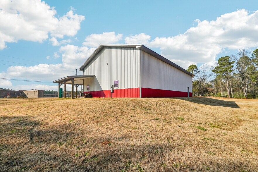 More Photos Of 510 Lillys Bridge Rd, Mount Gilead Flex For Sale