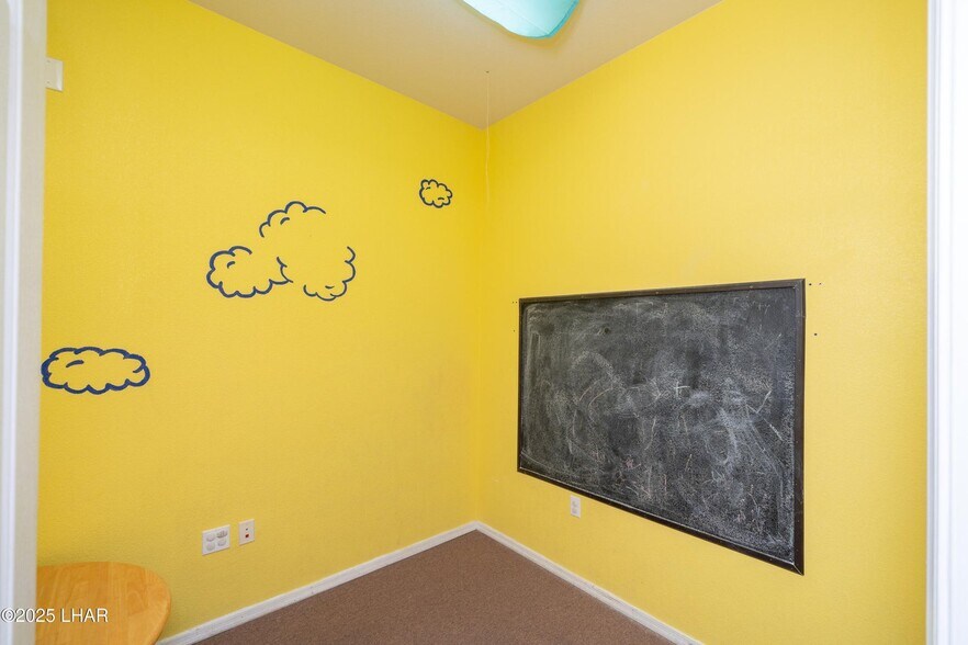 More Photos Of 1515 N Lake Havasu Ave, Lake Havasu City General Retail For Sale