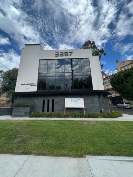 Primary Photo Of 3397 Barham Blvd, Los Angeles Loft Creative Space For Lease