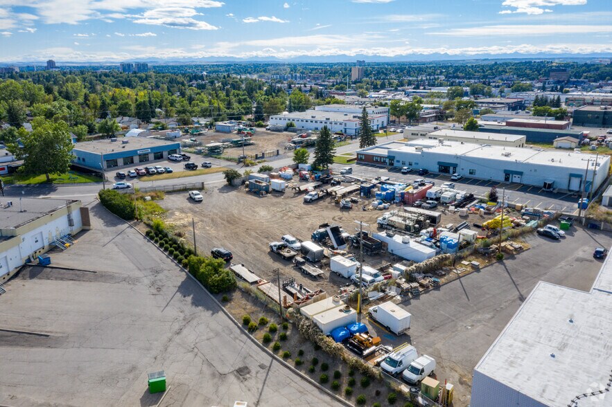 More Photos Of 7048-7052 Farrell Rd SE, Calgary Land For Lease