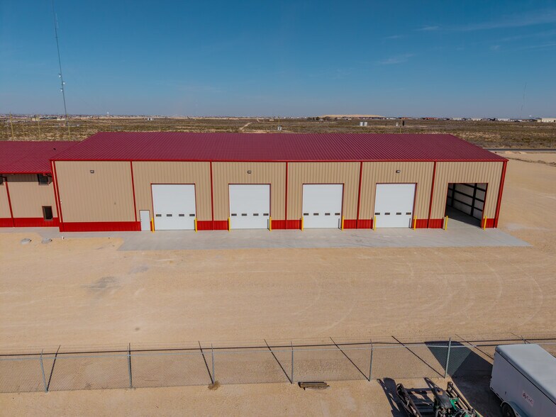 More Photos Of 16511 W Basin St, Odessa Industrial For Lease
