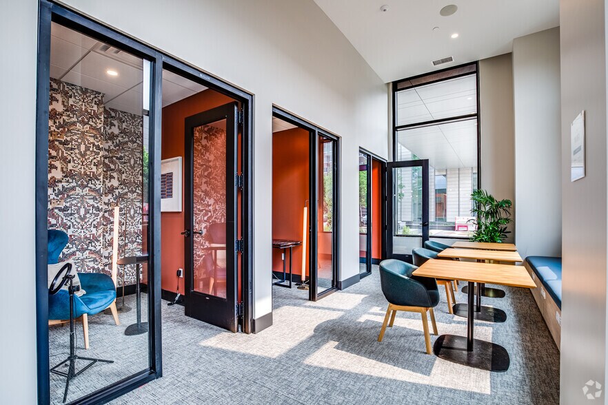 More Photos Of 650 Portland Ave S, Minneapolis Apartments For Lease