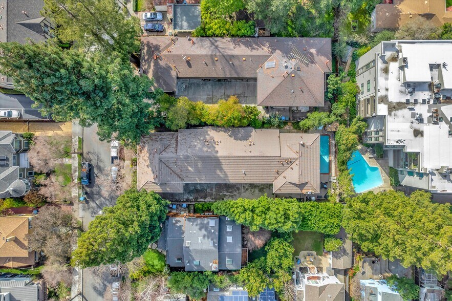 More Photos Of 331 Poe St, Palo Alto Apartments For Sale