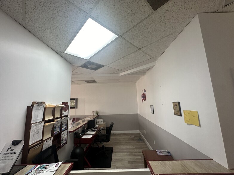 More Photos Of 30200-30394 Old Dixie Hwy, Homestead Unknown For Lease