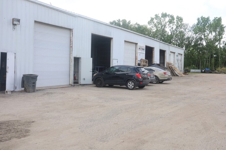 More Photos Of 4411 US Highway 92 E, Lakeland Warehouse For Lease