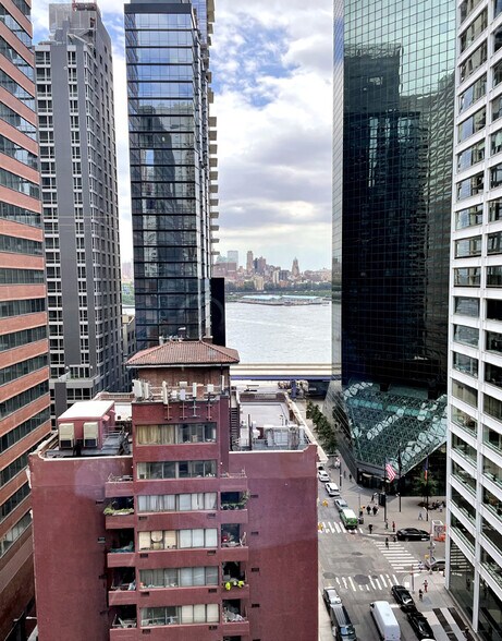 More Photos Of 125 Maiden Ln, New York Medical For Sale