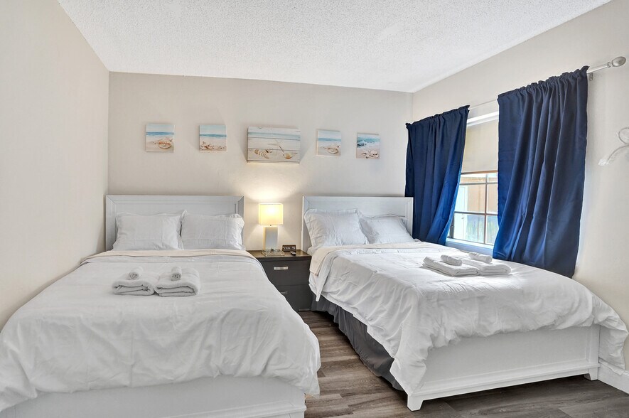 More Photos Of 729-731 SW 4th Ct, Fort Lauderdale Apartments For Sale