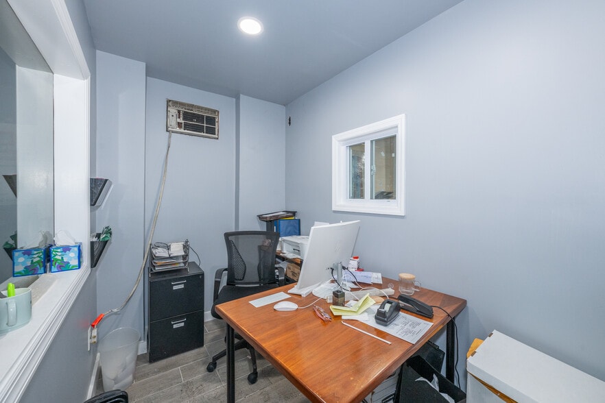 More Photos Of 4112-4114 Kennedy Blvd, Union City Auto Dealership For Sale