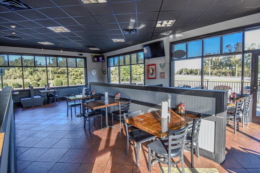 More Photos Of 1530 Hwy 16, Griffin Restaurant For Lease