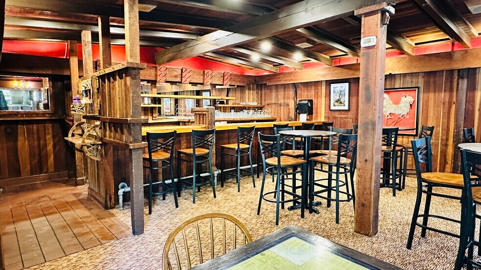 More Photos Of 54905 N Circle Dr, Idyllwild-Pine Cove Restaurant For Lease