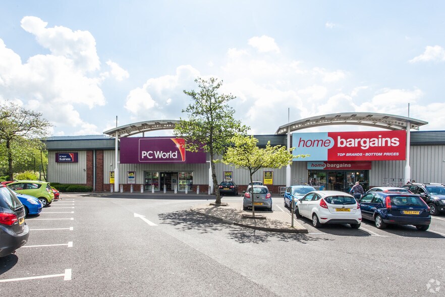 More Photos Of Pentrebach Rd, Pentrebach Freestanding For Lease