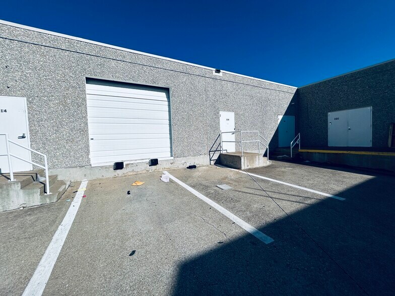 More Photos Of 2101 Midway Rd, Carrollton Light Manufacturing For Lease