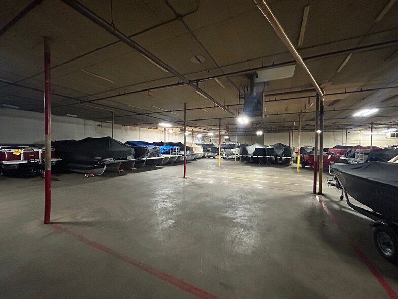 More Photos Of 414 La Crosse St, Mauston Warehouse For Lease