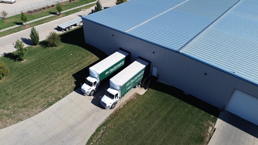 More Photos Of 815 Mann Rd SW, Cedar Rapids Warehouse For Sale