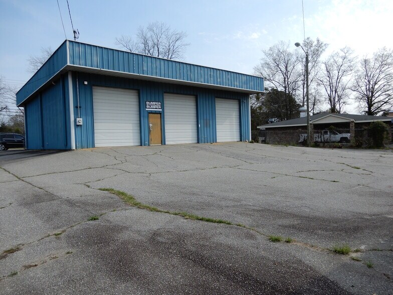 More Photos Of 940 Whitman St, Orangeburg General Retail For Sale