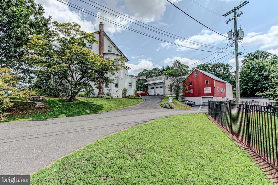 Primary Photo Of 720-724 Morwood Rd, Telford Specialty For Sale