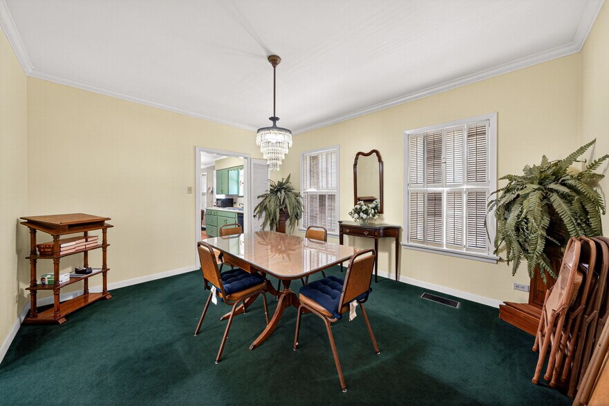 More Photos Of 800 Jefferson St, Kerrville Religious Facility For Sale