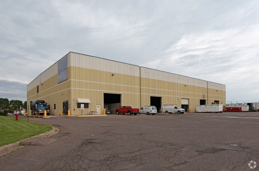 Primary Photo Of 8700 N Valley Forge Ln, Osseo Warehouse For Sale