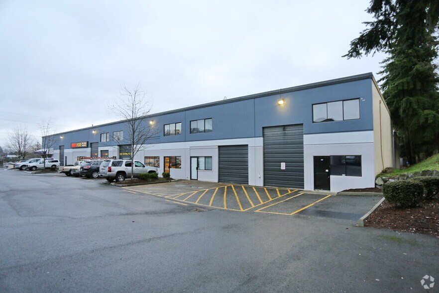 More Photos Of 11604 Airport Rd, Everett Unknown For Lease