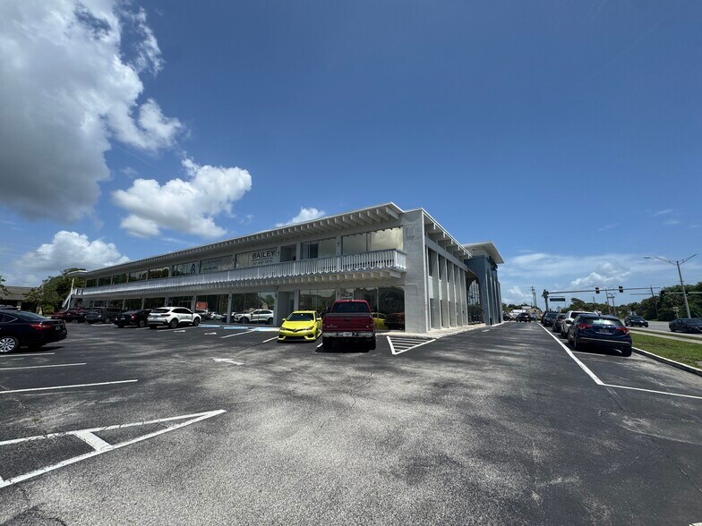 Primary Photo Of 3880 S Washington Ave, Titusville Office For Lease