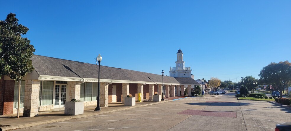 More Photos Of 302 N Main St, Duncanville Restaurant For Sale