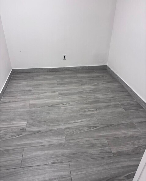 More Photos Of 95-97 Lincoln Ave, Staten Island Storefront For Lease