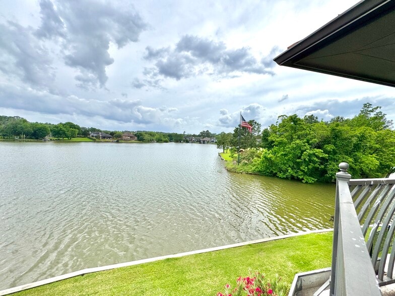 More Photos Of 18001 W Highway 105, Montgomery Medical For Lease