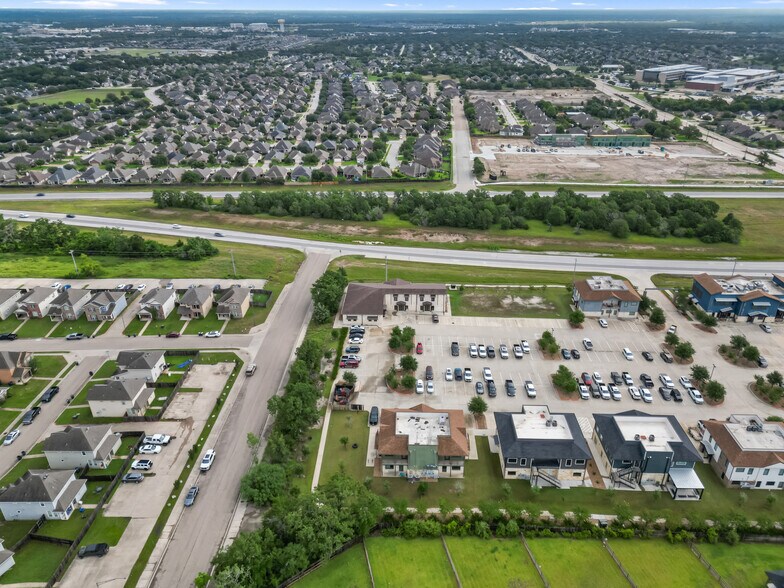 More Photos Of 3012 Barron Rd, College Station Office For Lease