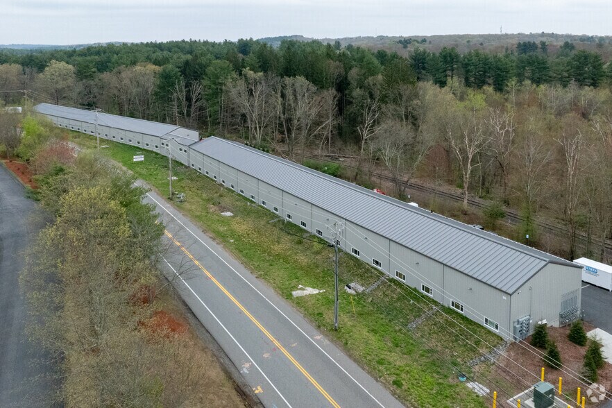 More Photos Of 156 Northboro, Southborough Warehouse For Lease