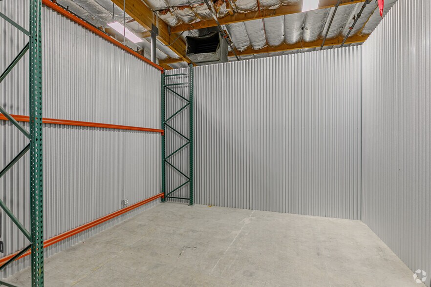 More Photos Of 505 Main St, Chula Vista Warehouse For Lease