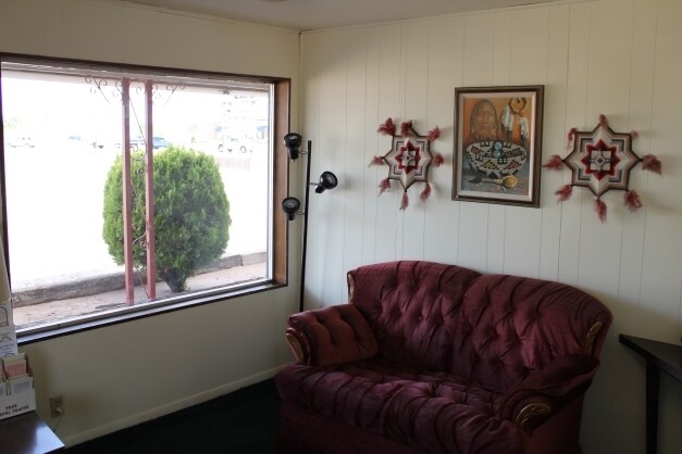 More Photos Of 2101-2105 Navajo Blvd, Holbrook Hospitality For Sale