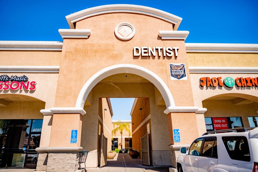 More Photos Of 40930-41090 California Oaks Rd, Murrieta Unknown For Lease