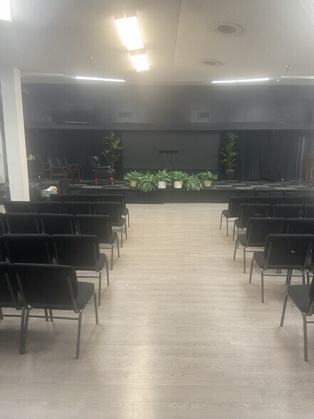 More Photos Of 1025 Fulton St, Fresno Office For Sale