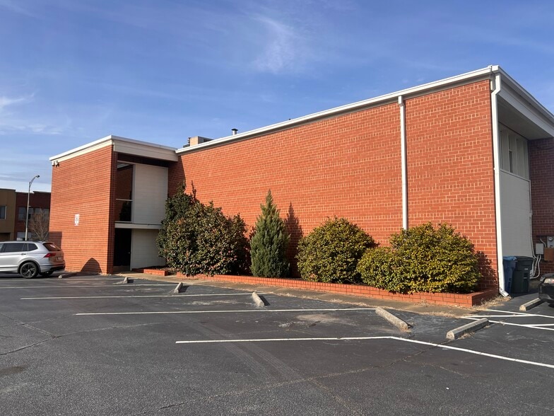 More Photos Of 309 N Main St, Salisbury Office Residential For Sale