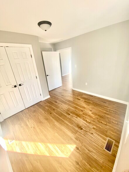More Photos Of 809 Hanson St, Salisbury Multifamily For Sale