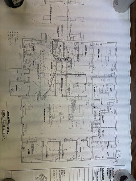 More Photos Of 17811 E 40 Hwy, Independence Office For Sale