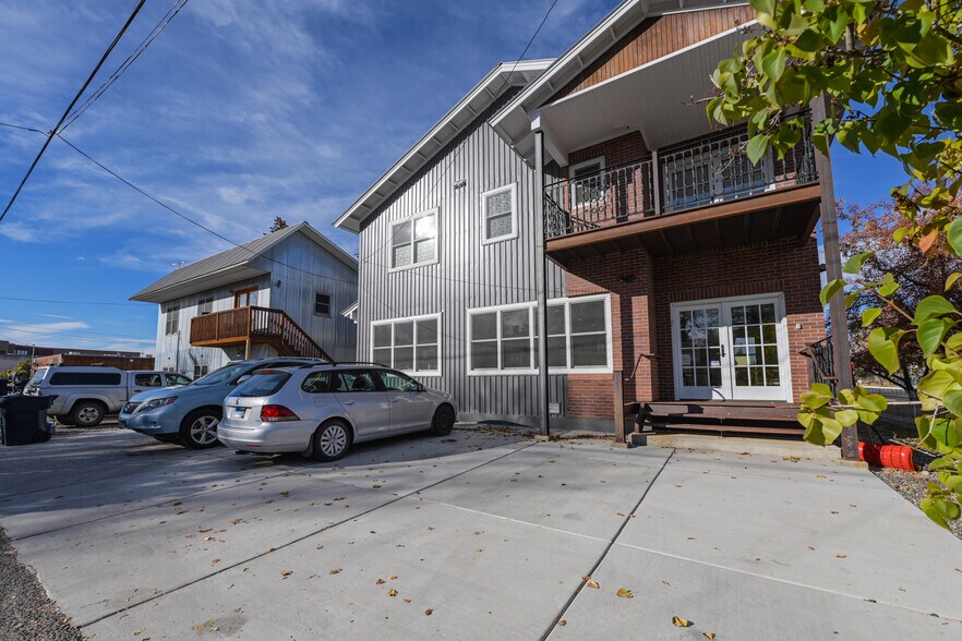 More Photos Of 322 N Main St, Gunnison Office Residential For Sale