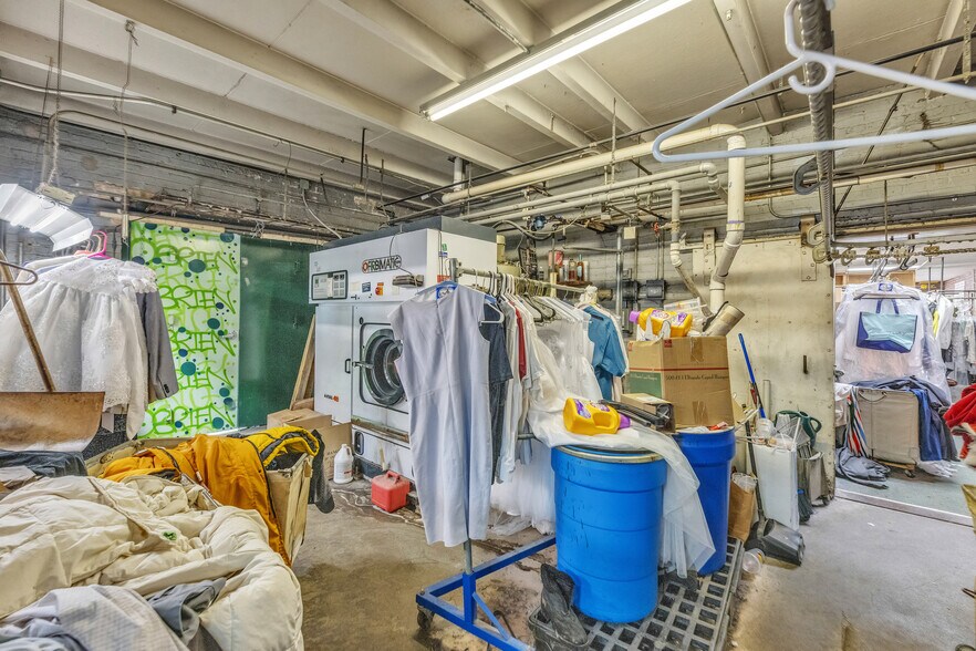 More Photos Of 6915 Stanley Ave, Berwyn Industrial For Sale