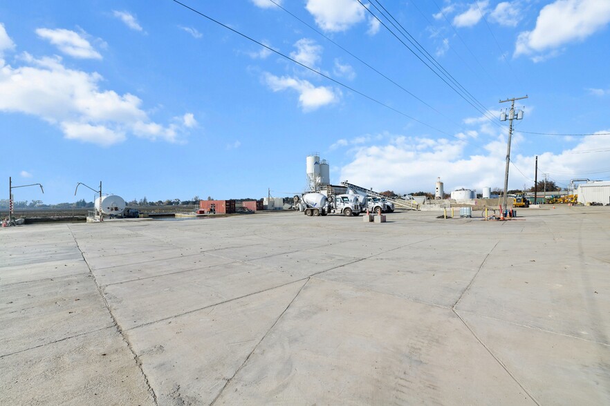 More Photos Of 14450-144470 Walnut Grove- Thornton Rd, Walnut Grove Industrial For Sale