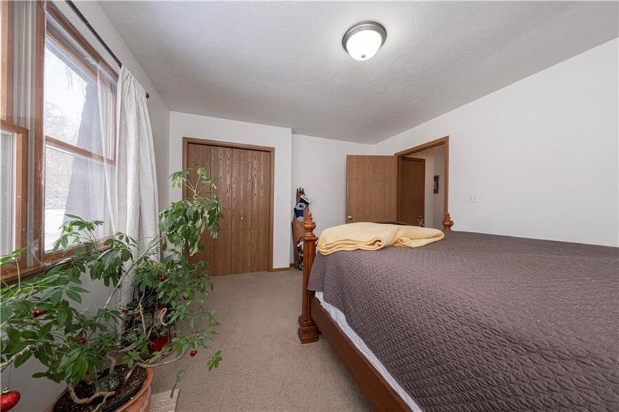 More Photos Of 108 Oak Dr, Saxonburg Apartments For Sale