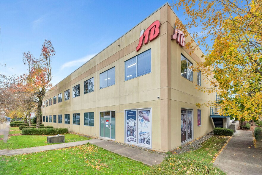 More Photos Of 8899 Odlin Cres, Richmond Office For Lease