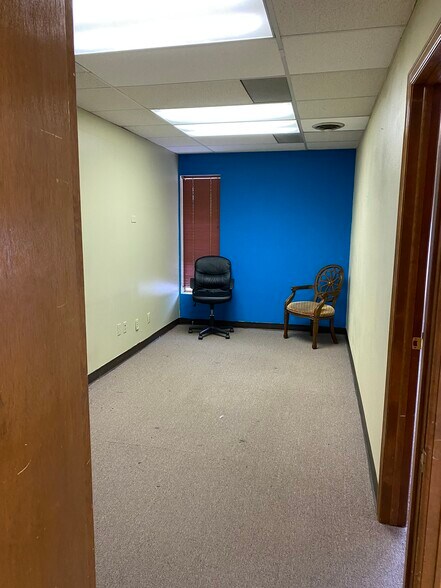 More Photos Of 6055 Lehman Dr, Colorado Springs Office For Lease
