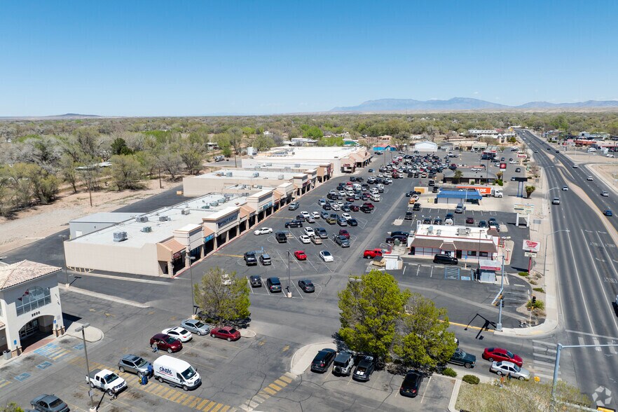 More Photos Of 2510 Main St, Los Lunas Unknown For Lease