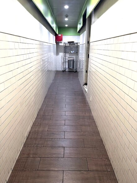 More Photos Of 2-16 N Central Ave, Hartsdale Storefront For Lease