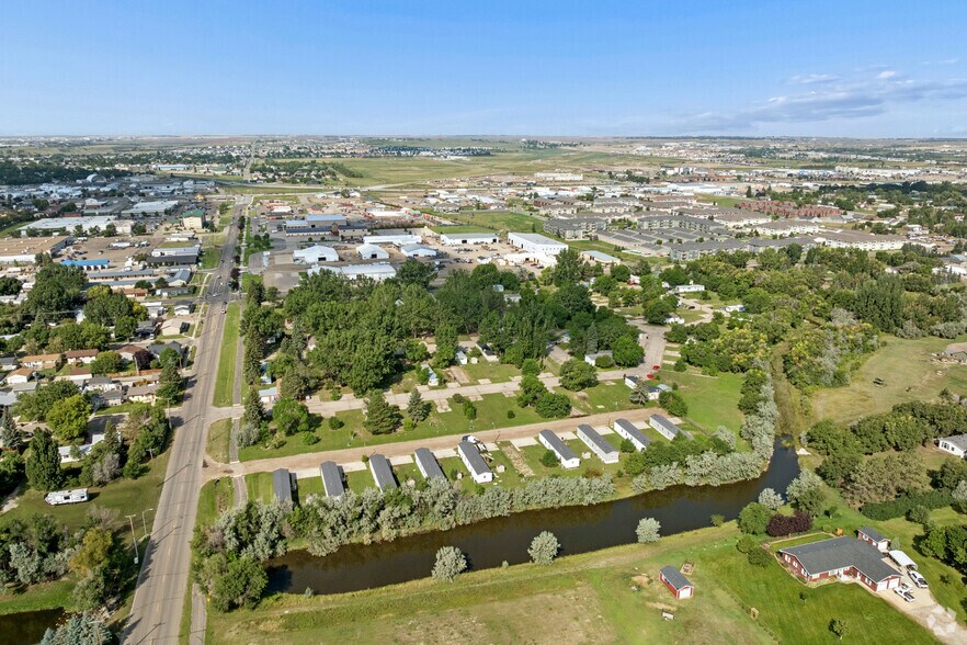 More Photos Of 2600 University Ave, Williston Manufactured Housing Mobile Home Park For Sale