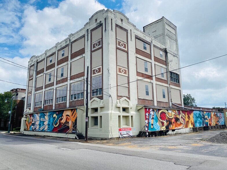 Primary Photo Of 61 W Georgia Ave, Memphis Warehouse For Sale