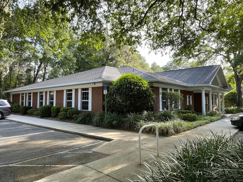 Primary Photo Of 2201 NW 40th Ter, Gainesville Office For Lease