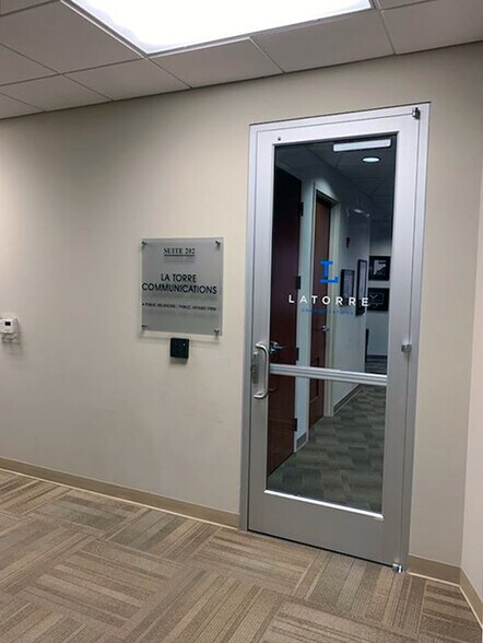 More Photos Of 409-415 N 2nd St, Harrisburg Office For Lease