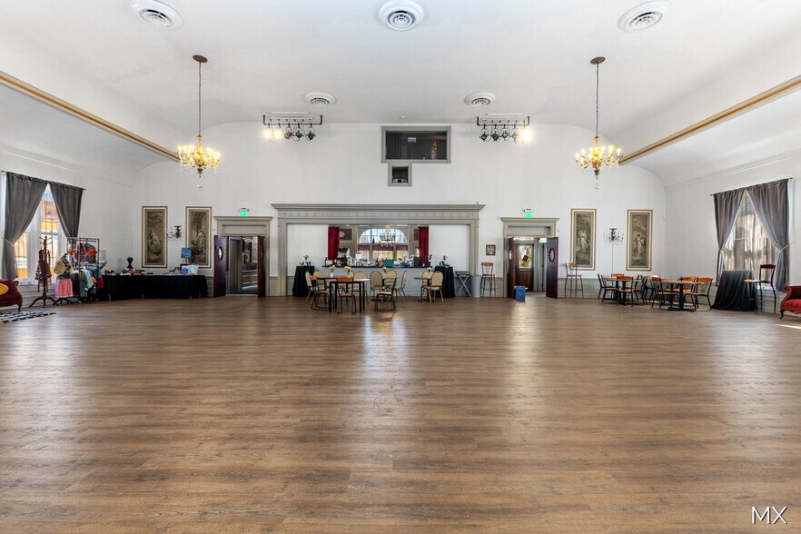 More Photos Of 61 Sheldon Blvd SE, Grand Rapids Loft Creative Space For Sale