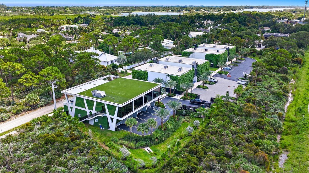 More Photos Of 11700 SE Shell Ave, Hobe Sound Loft Creative Space For Sale